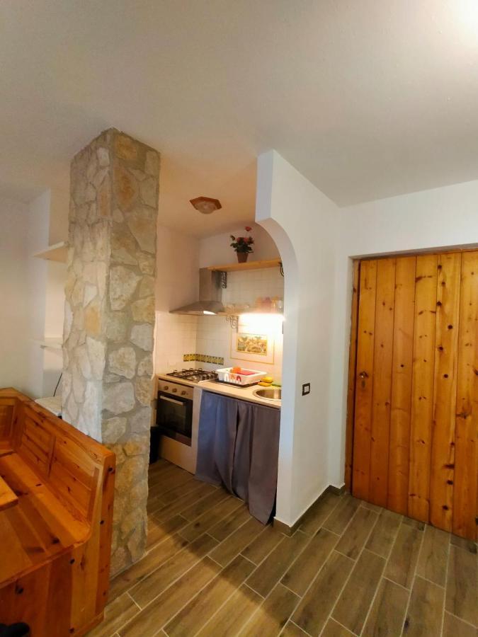La Pigna Sbarazzina Apartment Rocca di Cambio Exterior photo